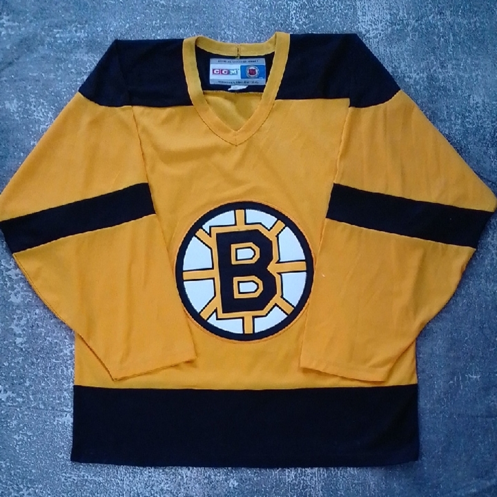 RARE GOLD Vintage 90s CCM BOSTON BRUINS HOCKEY JERSEY AIR KNIT